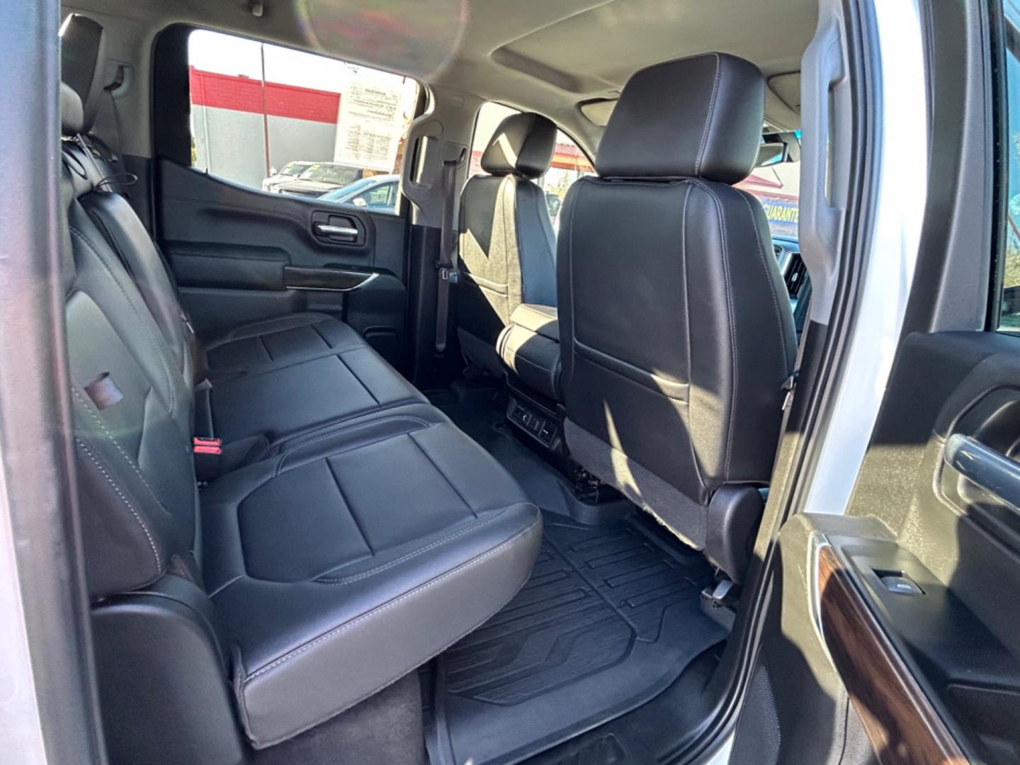 2019 White /Black GMC Sierra 1500 (1GTU9DED8KZ) , located at 3030 CY Ave, Casper, WY, 82604, (307) 265-3830, 42.827816, -106.357483 - Photo#9